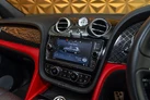 2019-bentley-bentayga-40-v8-small-34