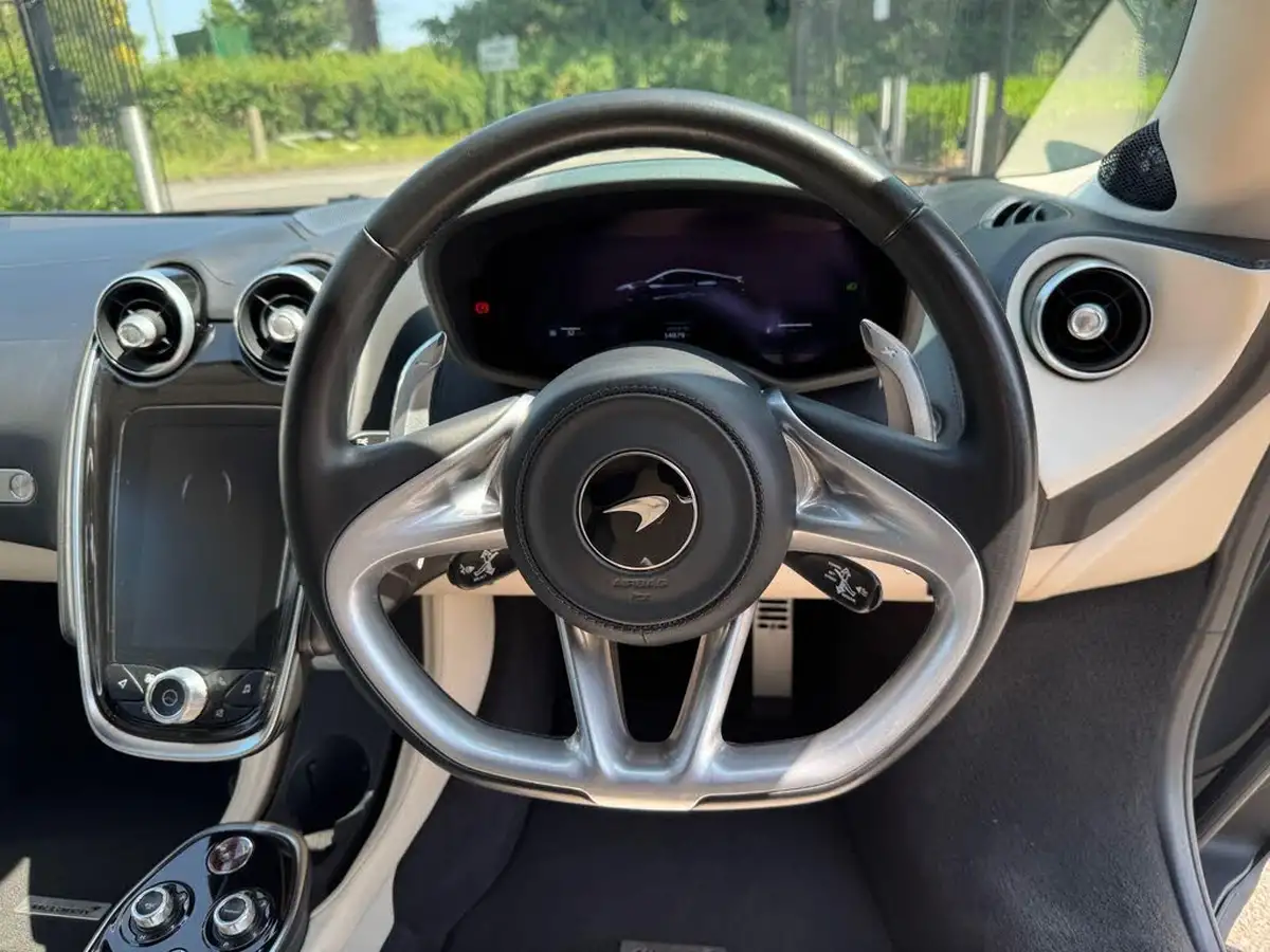 2020-mclaren-gt-40-big-9