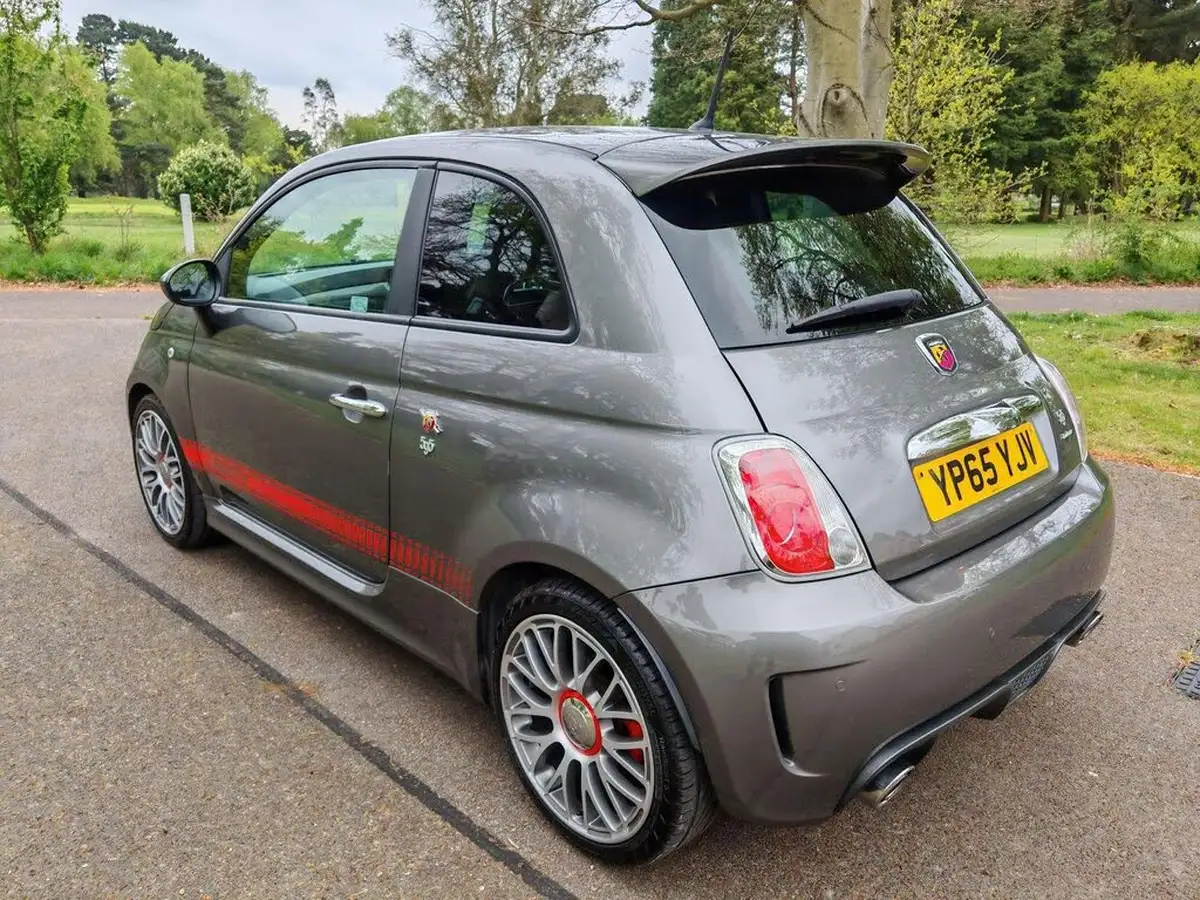2015-abarth-500-14-tjet-595-turismo-160bhp-big-5