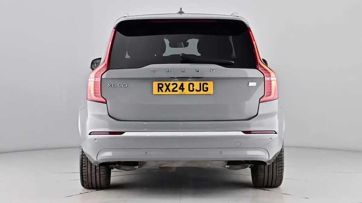 2024-volvo-xc90-20-t8-ultimate-dark-big-4