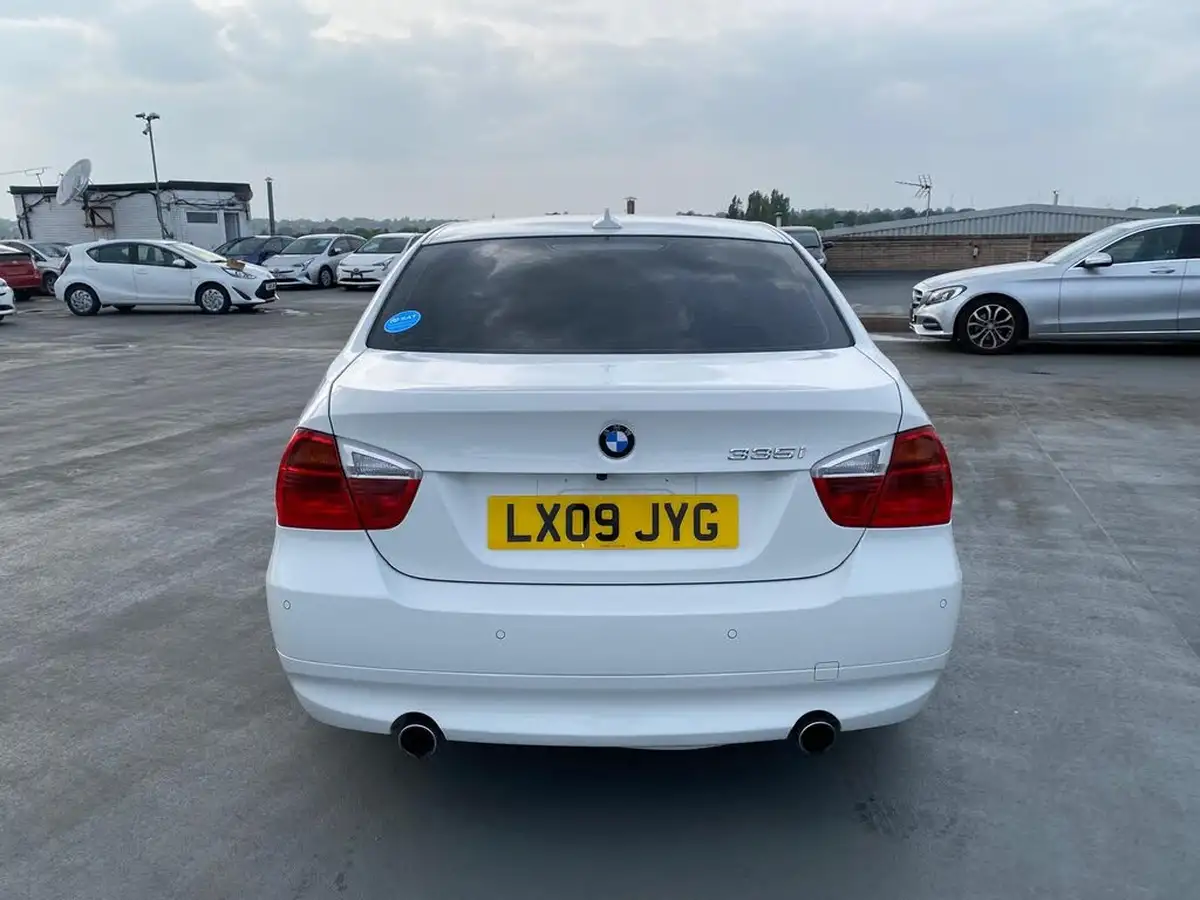 2009-bmw-3-series-big-10