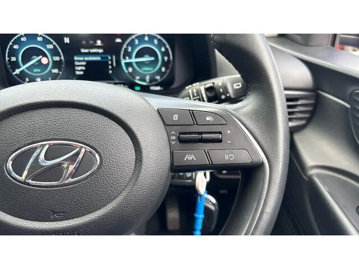 2022-hyundai-i20-10-t-gdi-se-connect-eclutch-imt-big-40