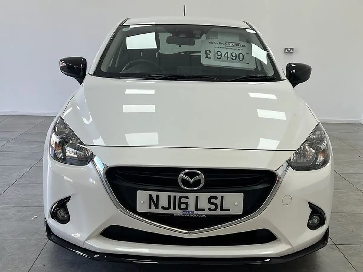 2016-mazda-mazda2-15-sport-black-big-7