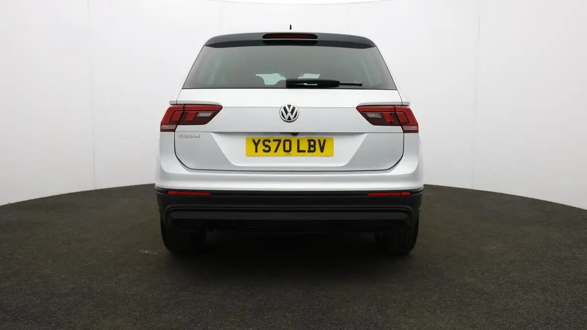 2020-volkswagen-tiguan-20tdi-match-150ps-dsg-big-64
