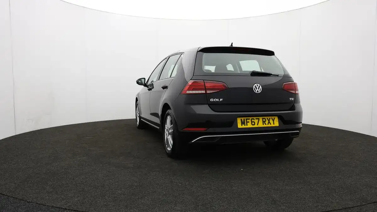 2017-volkswagen-golf-14-tsi-se-nav-ss-hatchback-5d-big-33