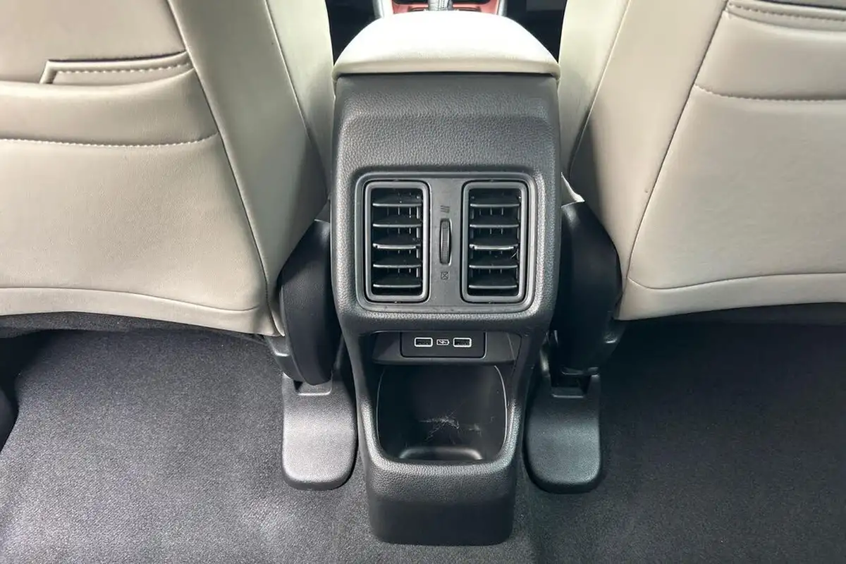 2022-honda-hr-v-15-i-mmd-advance-style-big-27