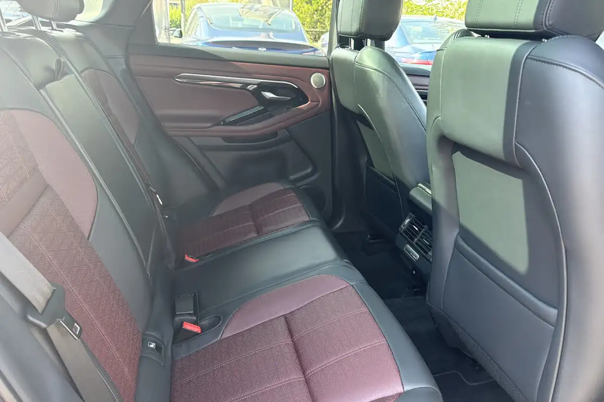 2019-land-rover-range-rover-evoque-20-p250-r-dynamic-hse-big-26