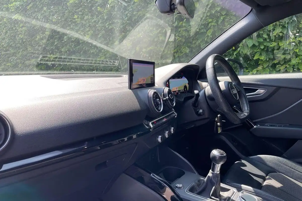 2019-audi-q2-16-30-tdi-black-edition-big-26