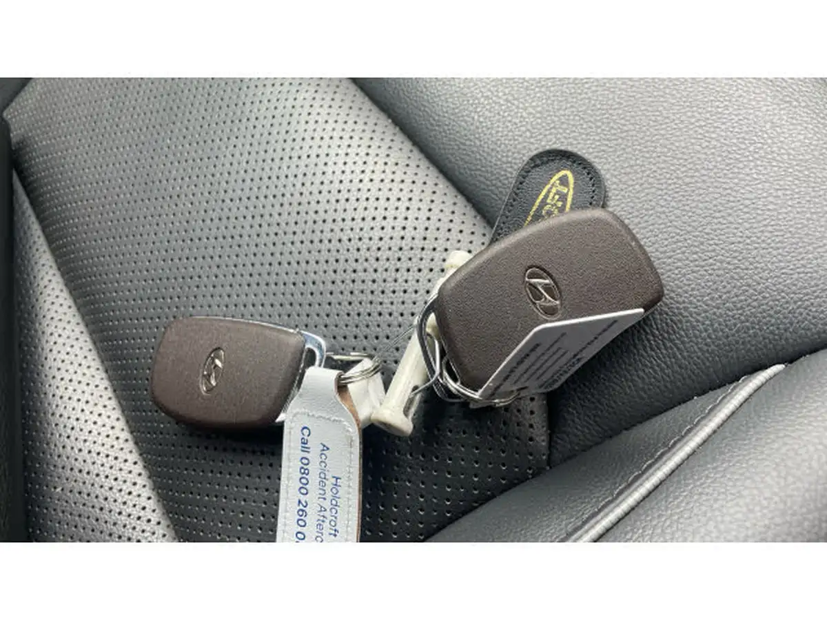 2020-hyundai-ioniq-16-gdi-premium-se-hybrid-big-19