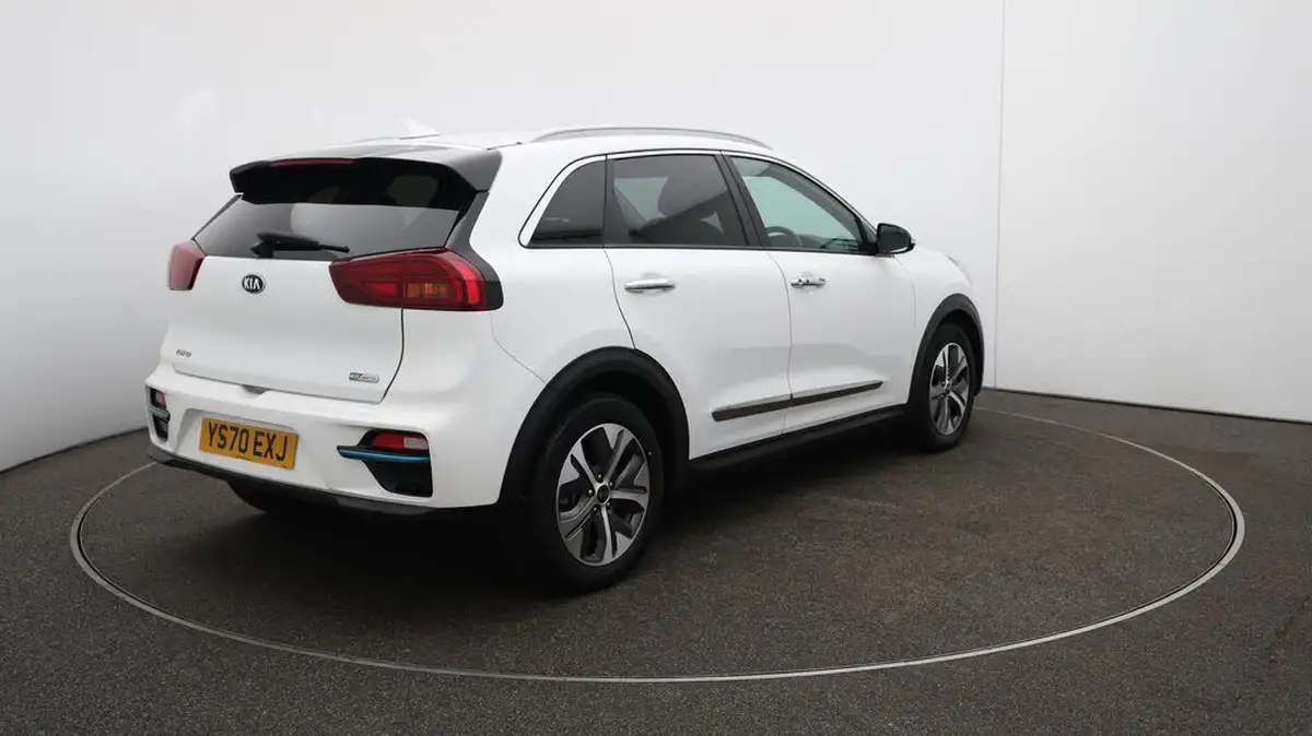 2020-kia-e-niro-ev-4-big-55