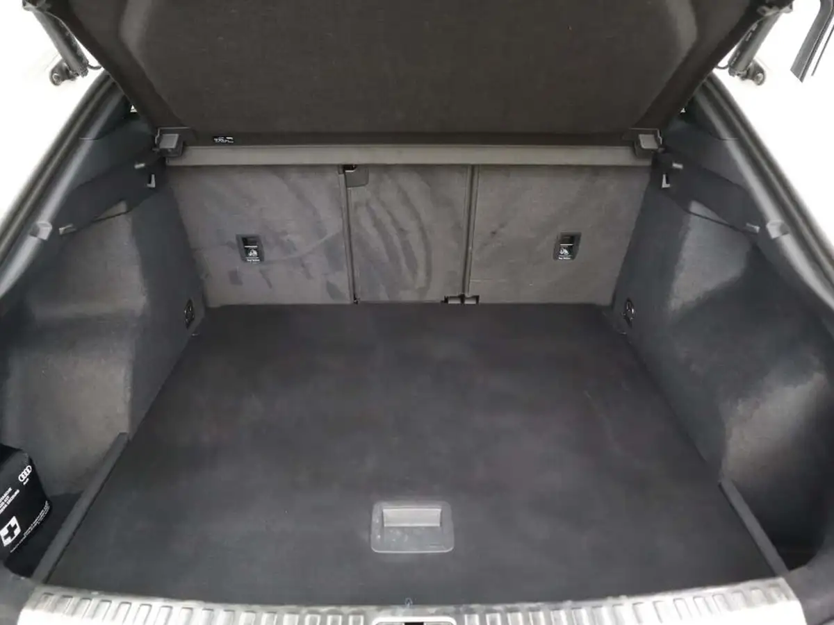 2022-audi-q3-15-35-tfsi-s-line-cod-sportback-tronic-big-8