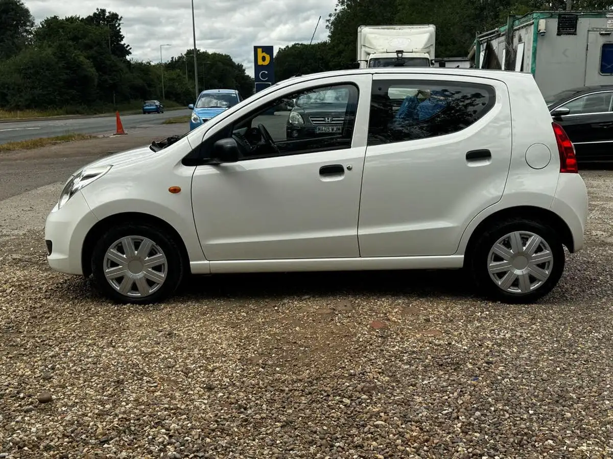 2014-suzuki-alto-10-sz-big-4