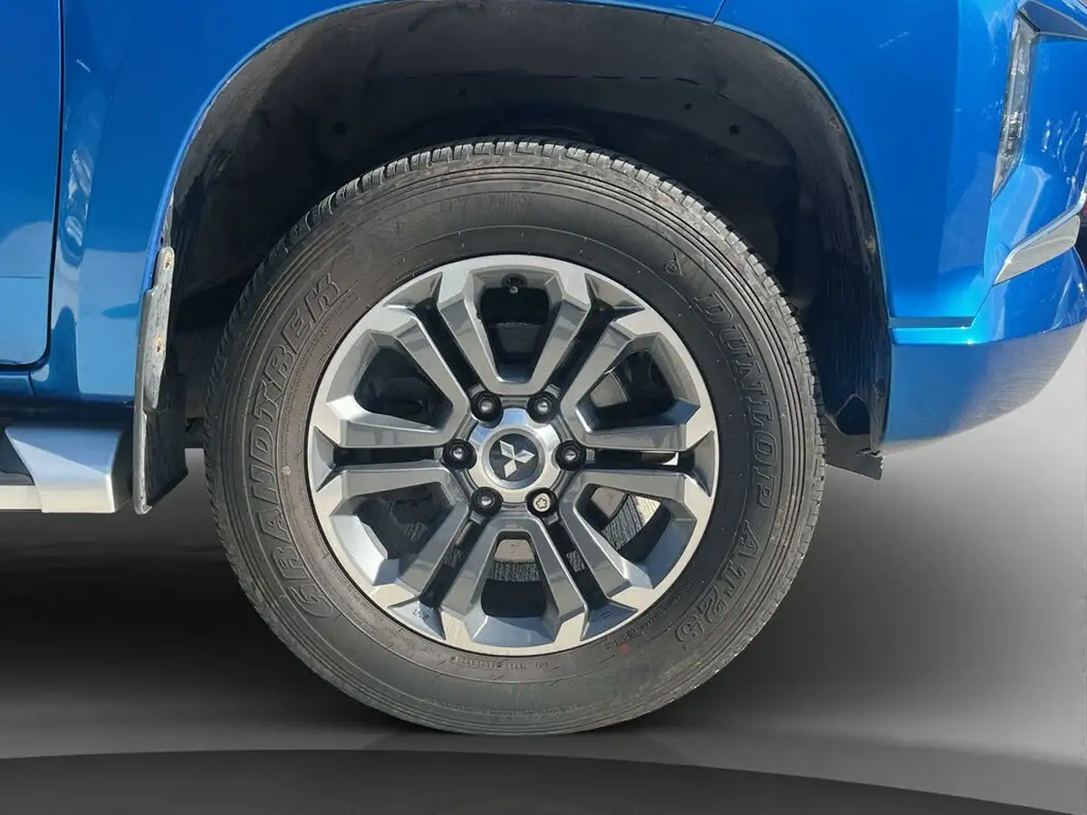 2021-mitsubishi-l200-22di-d-warrior-big-10