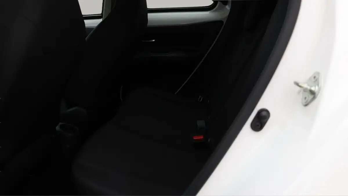 2023-toyota-aygo-x-10-vvt-i-pure-cvt-big-15