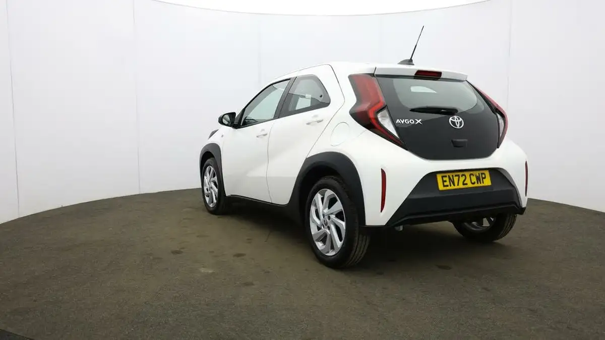 2023-toyota-aygo-x-10-vvt-i-pure-cvt-big-43