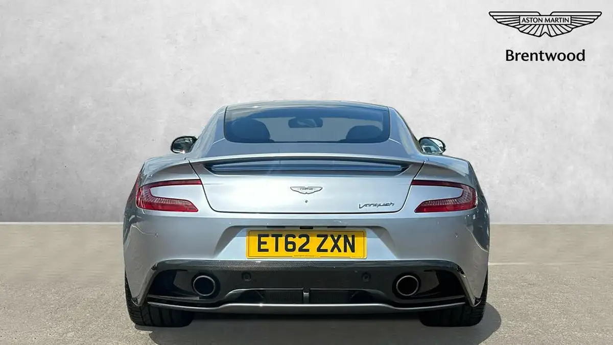 2012-aston-martin-vanquish-59-big-12