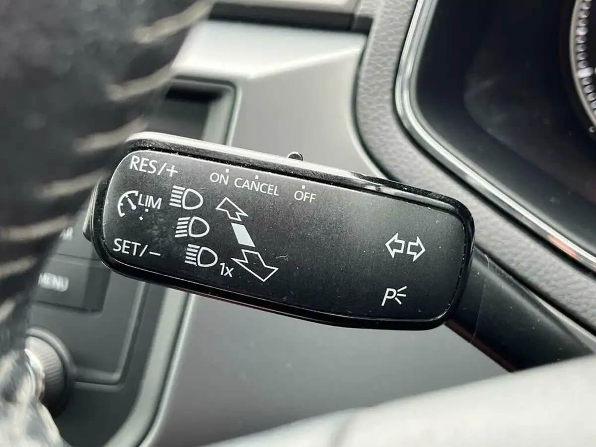 2017-seat-ibiza-10-se-ss-hatchback-5d-big-21
