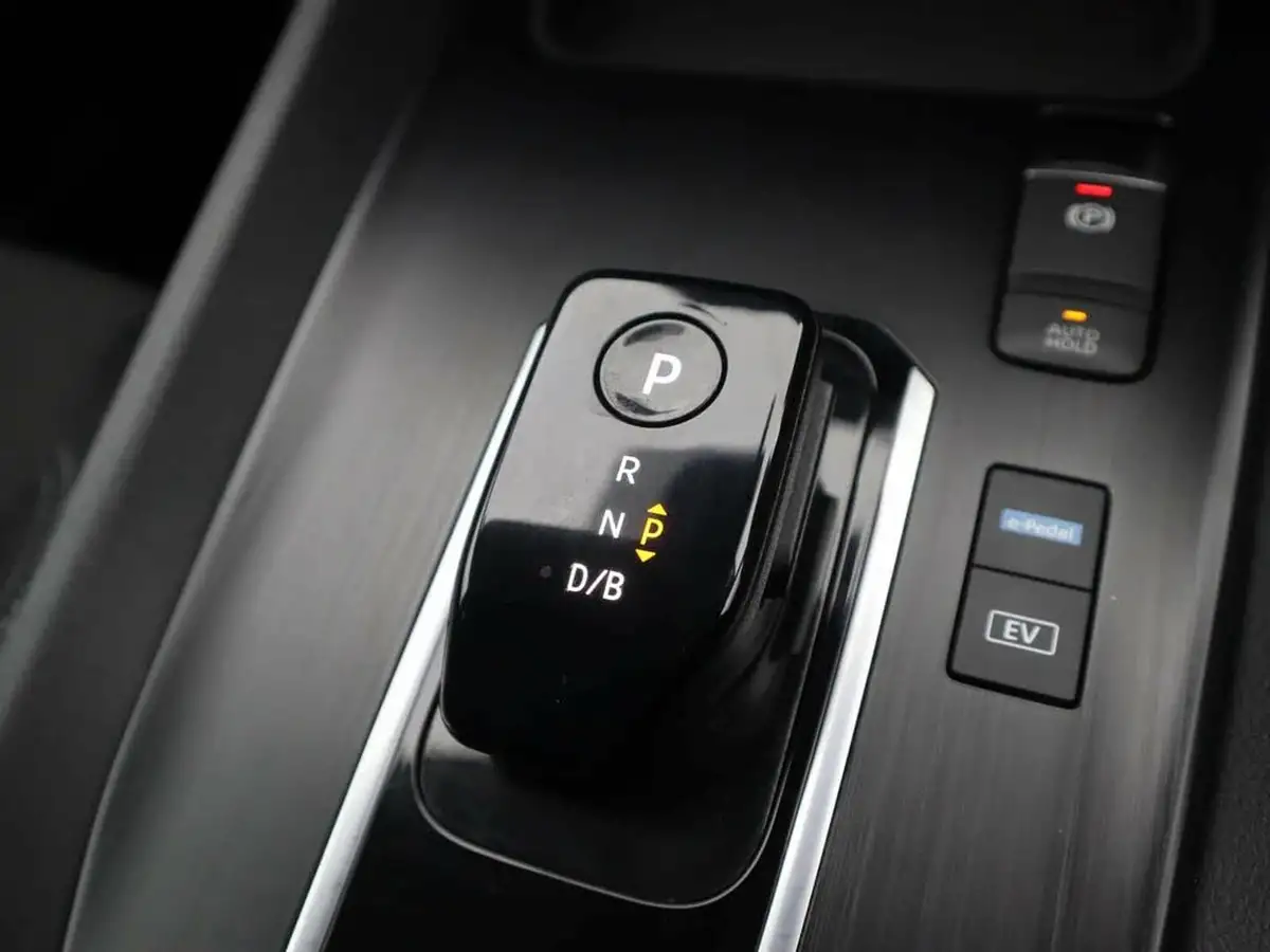 2022-nissan-qashqai-15-acenta-premium-big-31