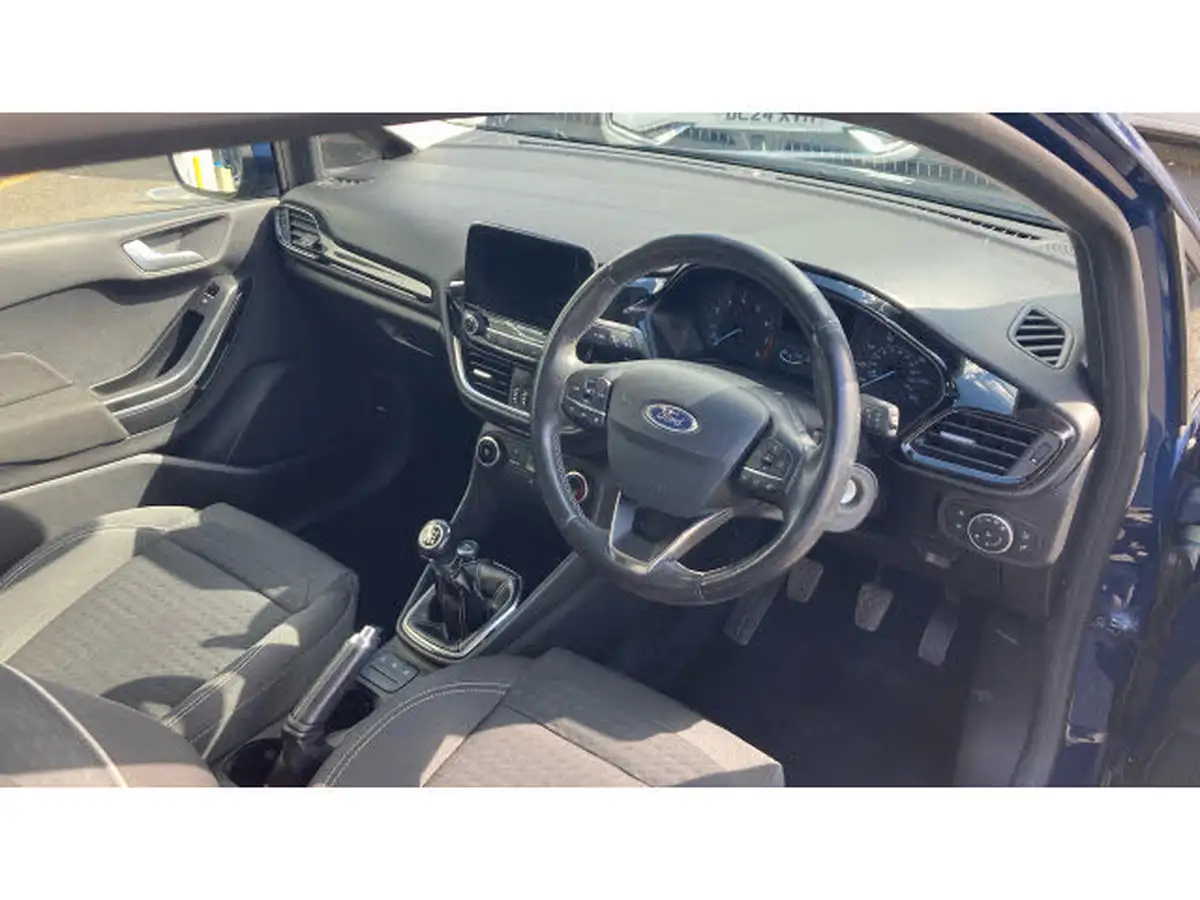 2018-ford-fiesta-11-ti-vct-zetec-3d-big-10