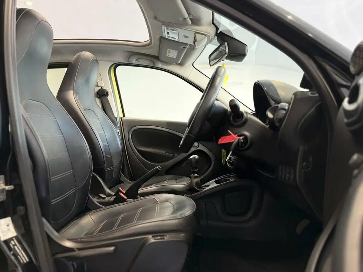 2015-smart-forfour-09-night-sky-prime-premiumss-big-2
