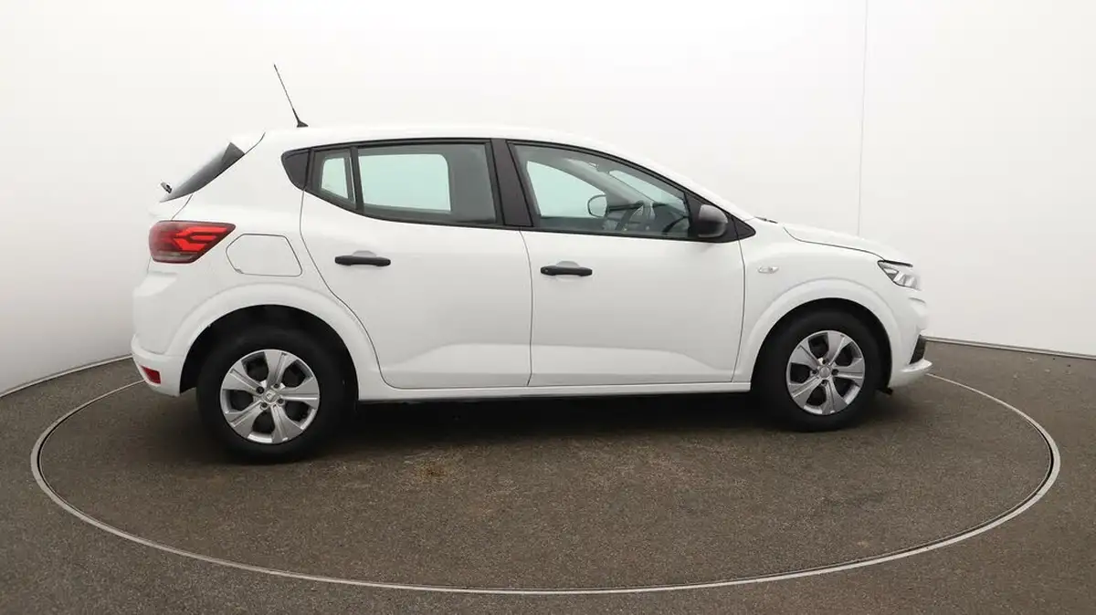 2021-dacia-sandero-10-sce-essential-big-47