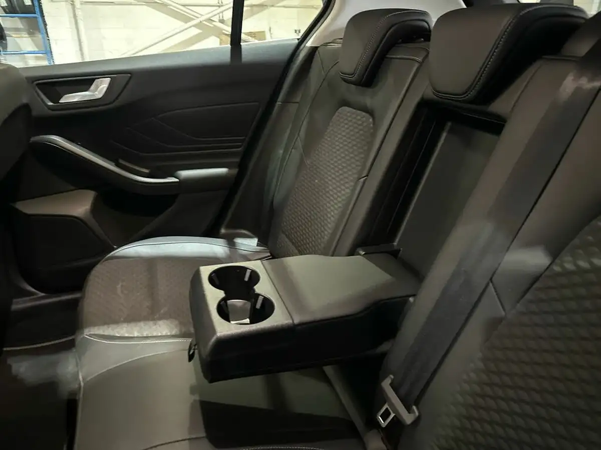 2020-ford-focus-10t-titanium-x-hatchback-auto-big-28