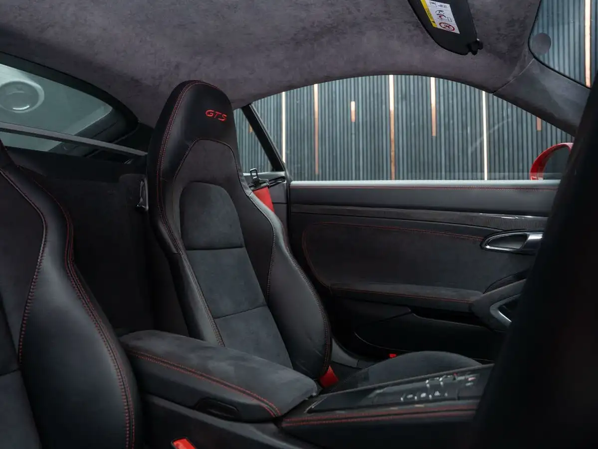 2018-porsche-cayman-718-25-cayman-gts-ss-pdk-big-37