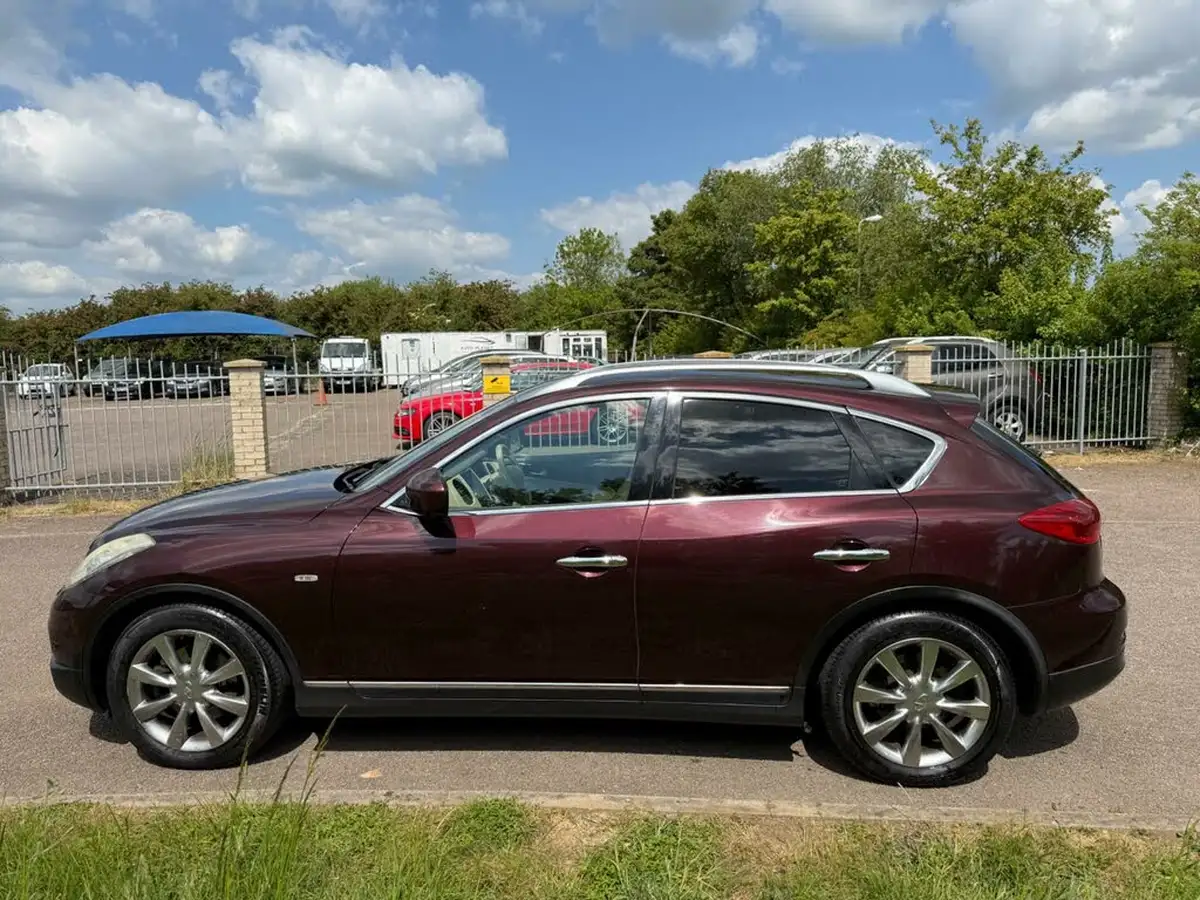 2011-infiniti-ex-30td-big-4