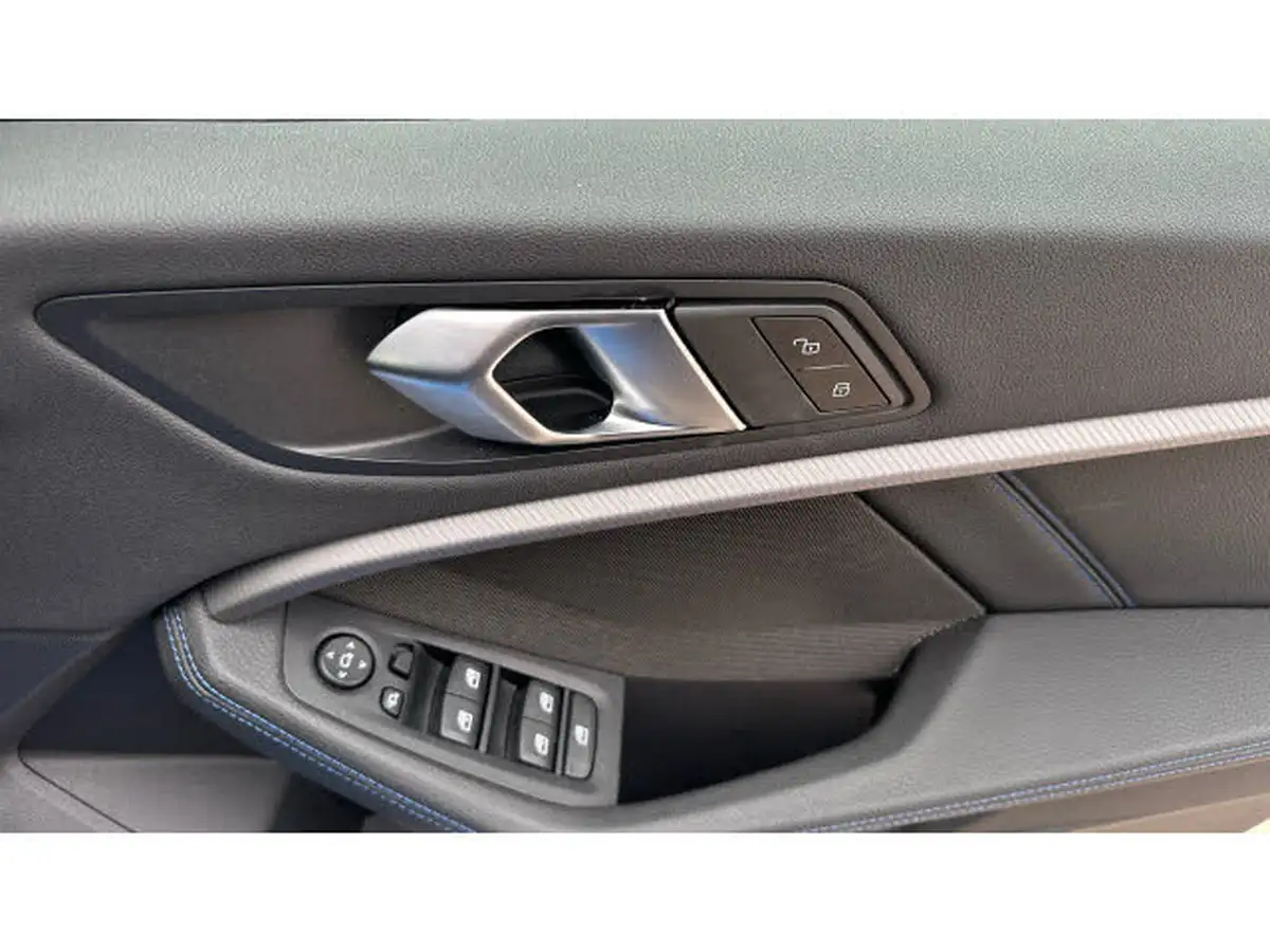 2024-bmw-2-series-15-218i-m-sport-coupe-4d-dct-big-29