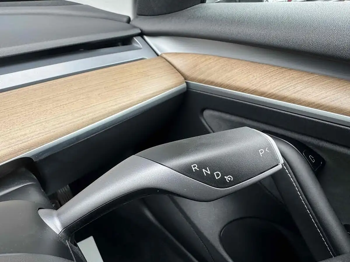 2021-tesla-model-3-e-standard-plus-big-34