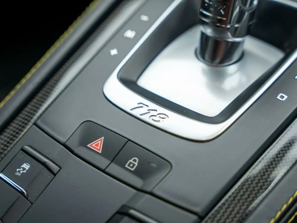2020-porsche-cayman-718-25-cayman-s-pdk-big-34