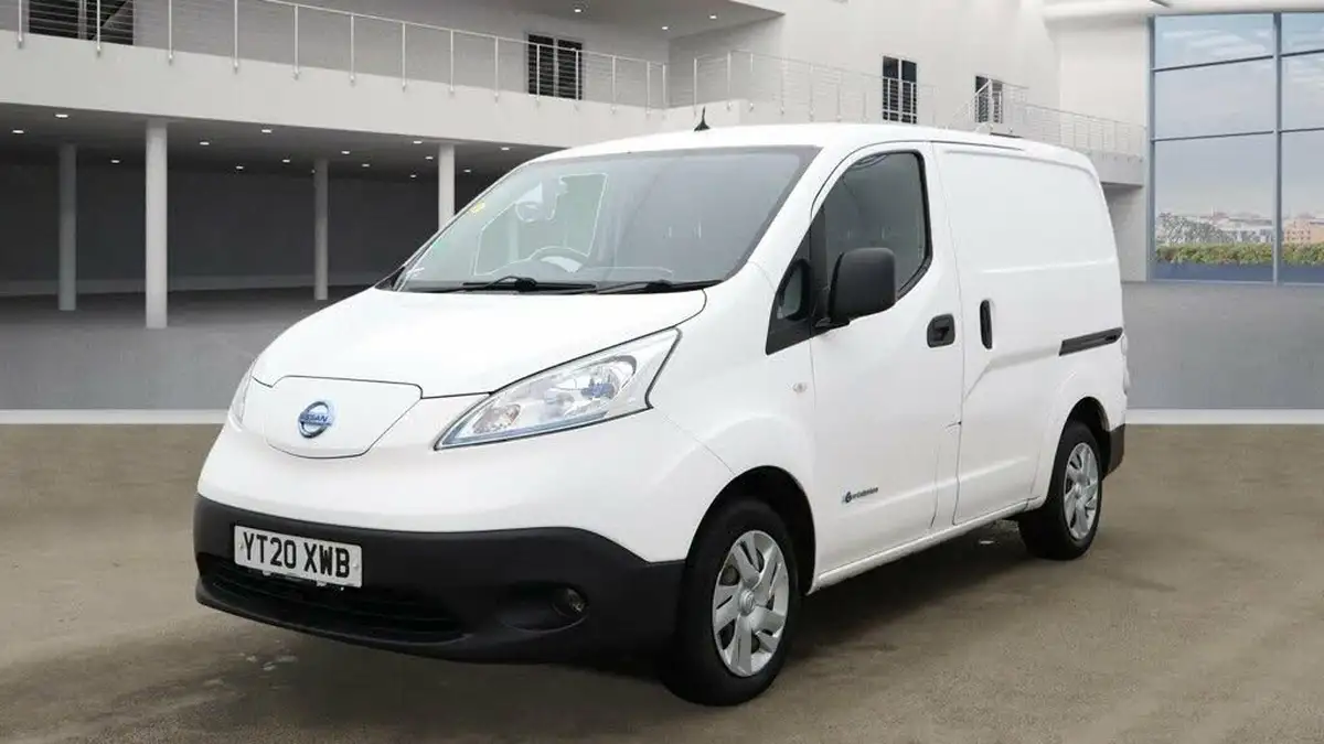 2020-nissan-env200-e-acenta-panel-van-auto-big-2