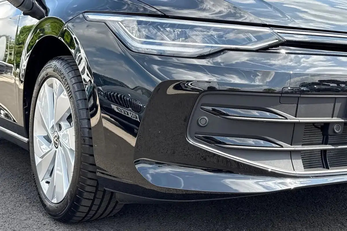 2025-volkswagen-golf-15-etsi-match-big-8