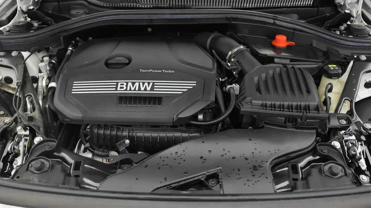 2021-bmw-1-series-15-118i-se-lcp-big-18