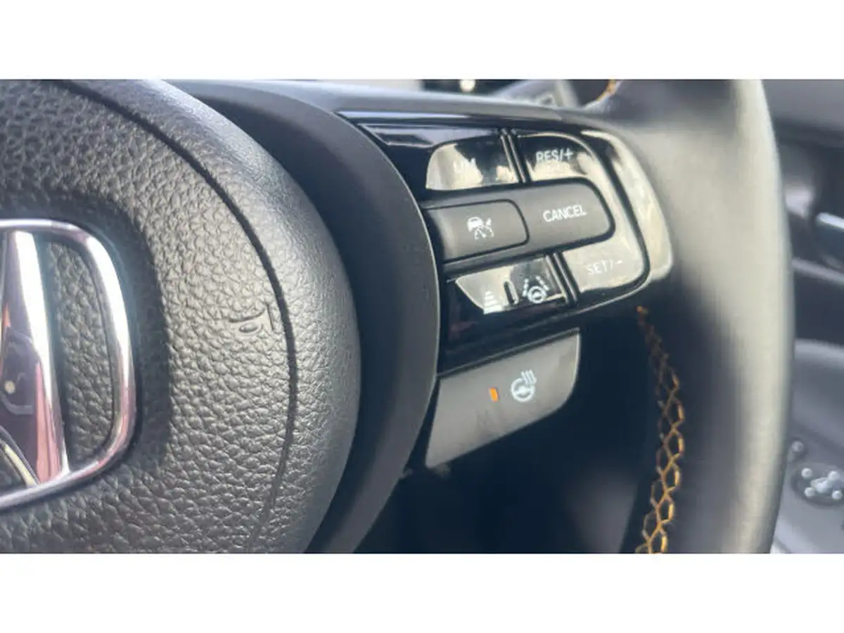 2025-honda-jazz-15-i-mmd-advance-sport-big-26