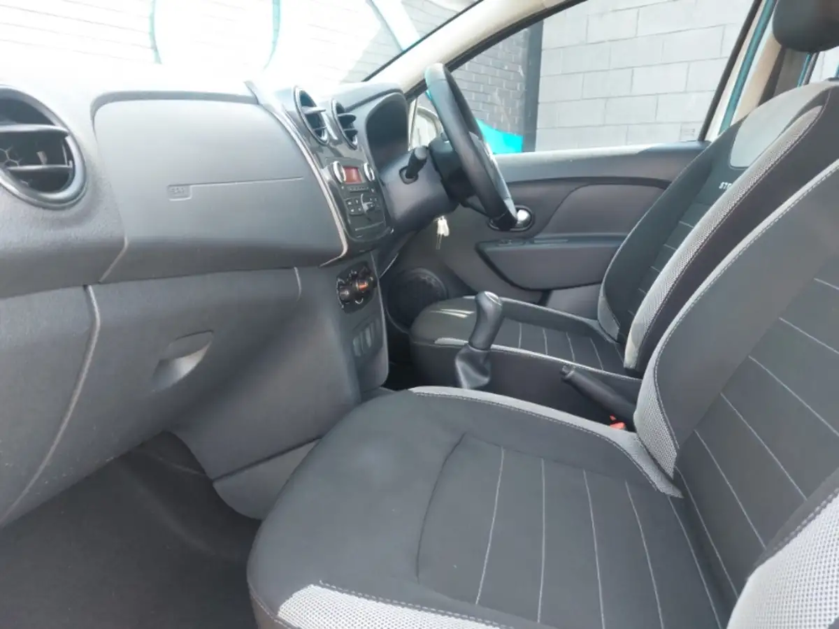 2019-dacia-sandero-stepway-09-tce-essential-big-4