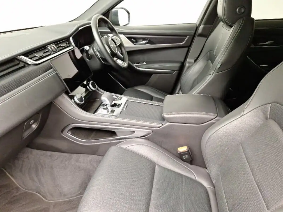 2022-jaguar-f-pace-20-p250-r-dynamic-black-big-4