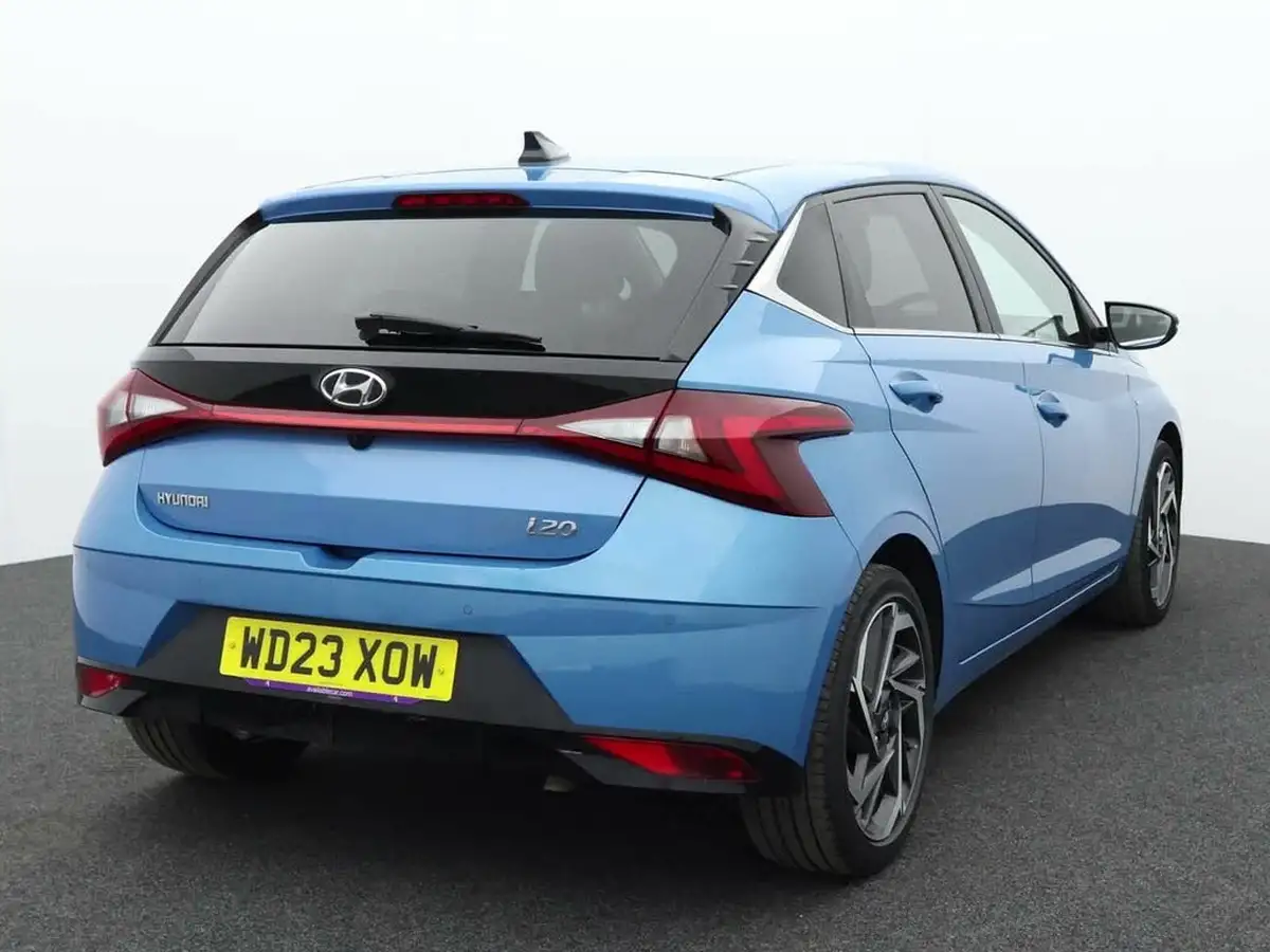 2023-hyundai-i20-10-t-gdi-premium-48-volt-hybrid-eclutch-imt-big-5