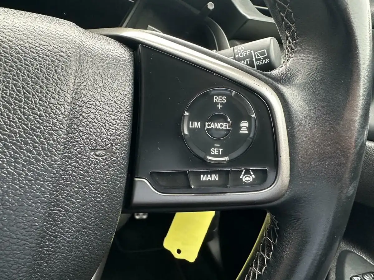 2018-honda-civic-10-vtec-turbo-sr-129ps-hatchback-5d-big-30