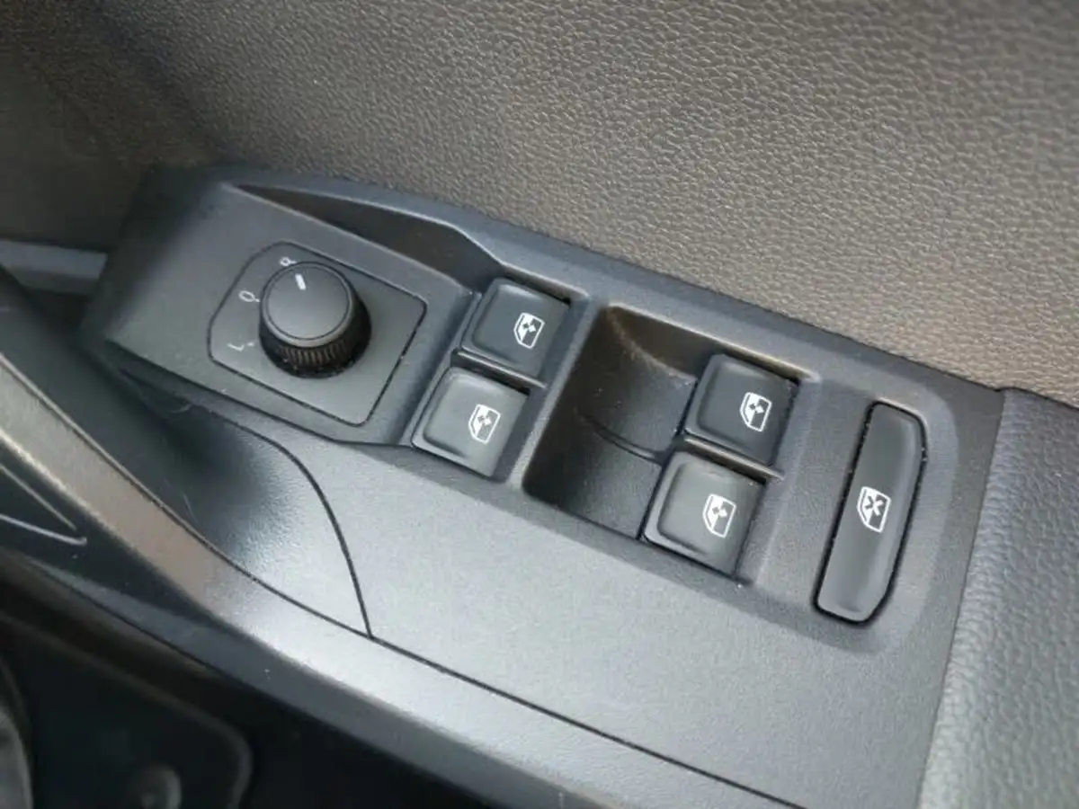2022-seat-arona-10-tsi-se-technology-big-12