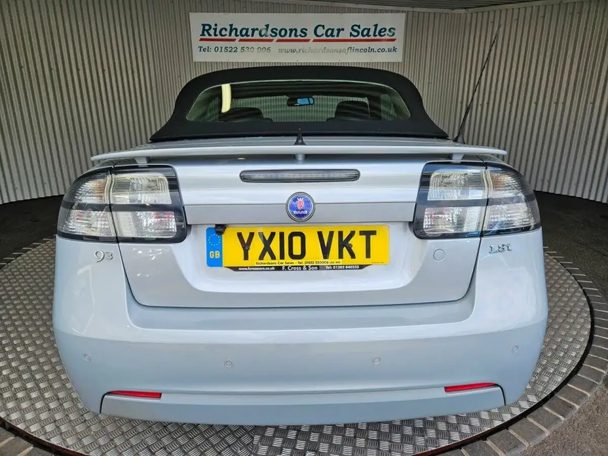 2010-saab-9-3-big-4