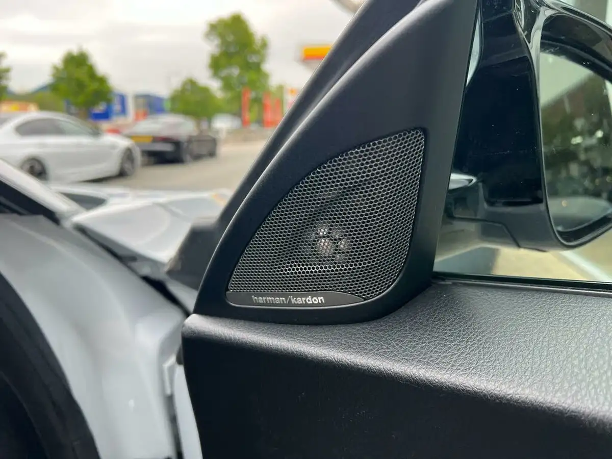 2020-bmw-2-series-30-m2-competition-dct-big-18