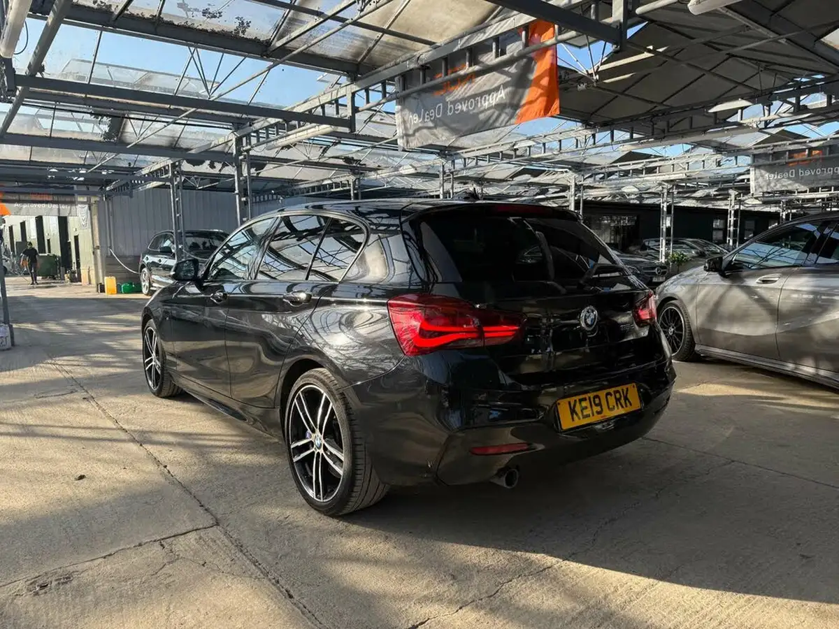 2019-bmw-1-series-20td-118d-m-sport-shadow-edition-5d-auto-big-9