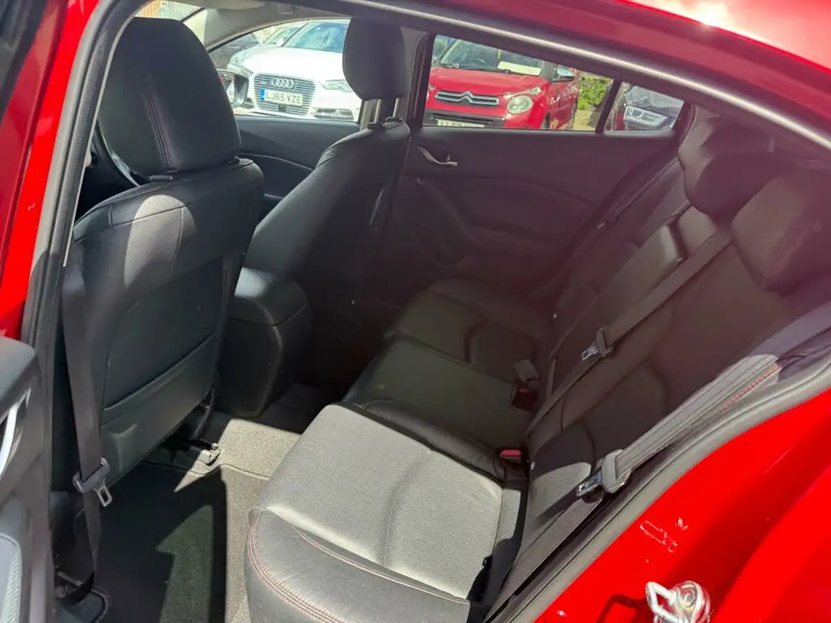 2014-mazda-mazda3-20-sport-nav-165ps-hatchback-5d-big-27