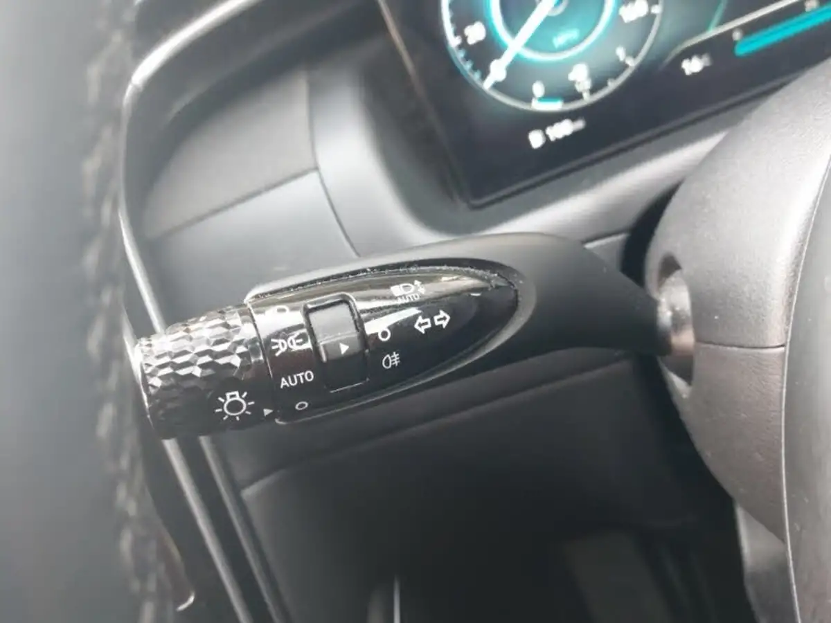 2021-hyundai-tucson-16-t-gdi-premium-150ps-48-volt-mhev-1598cc-big-15