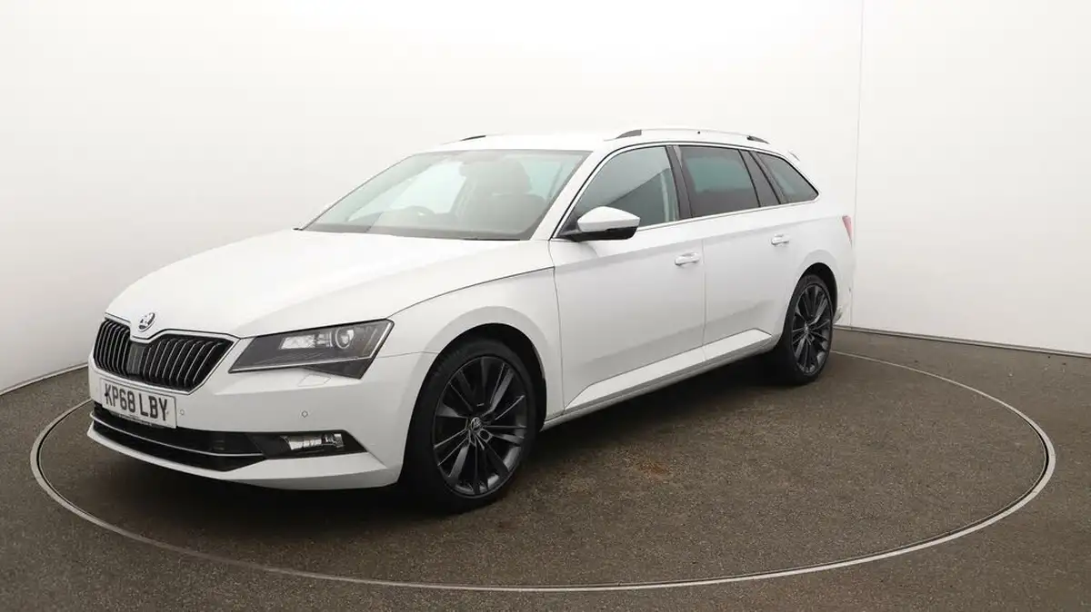 2018-skoda-superb-20tdi-scr-se-l-executive-190ps-estate-big-61