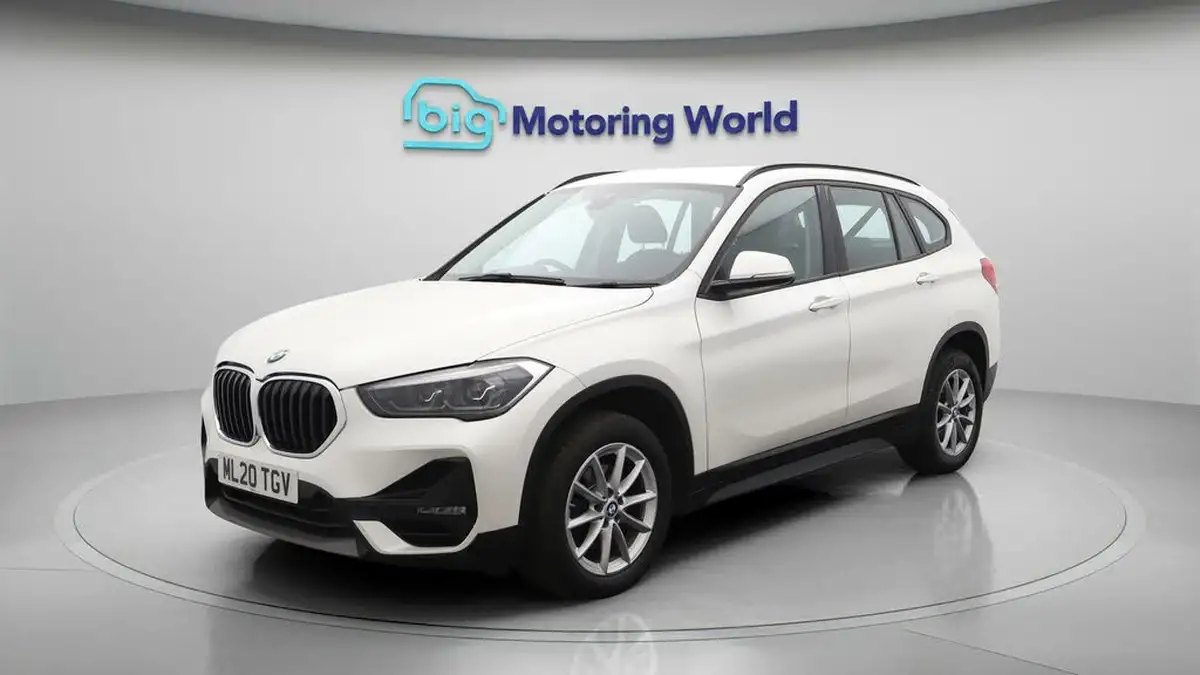 2020-bmw-x1-15-sdrive18i-se-big-3