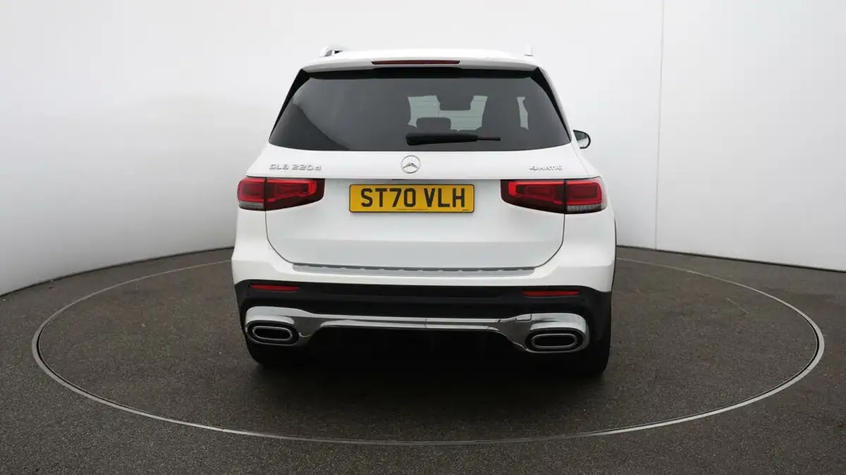 2020-mercedes-benz-glb-class-20d-glb220d-amg-line-premium-5-big-61