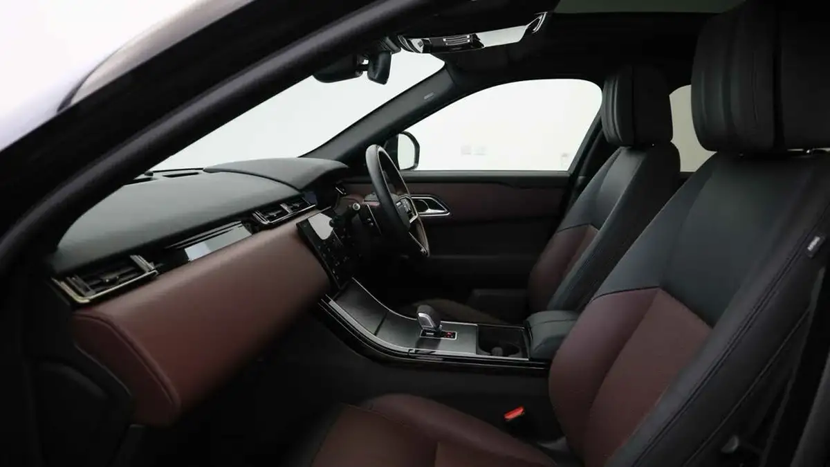 2024-land-rover-range-rover-velar-20-d200-dynamic-hse-big-2