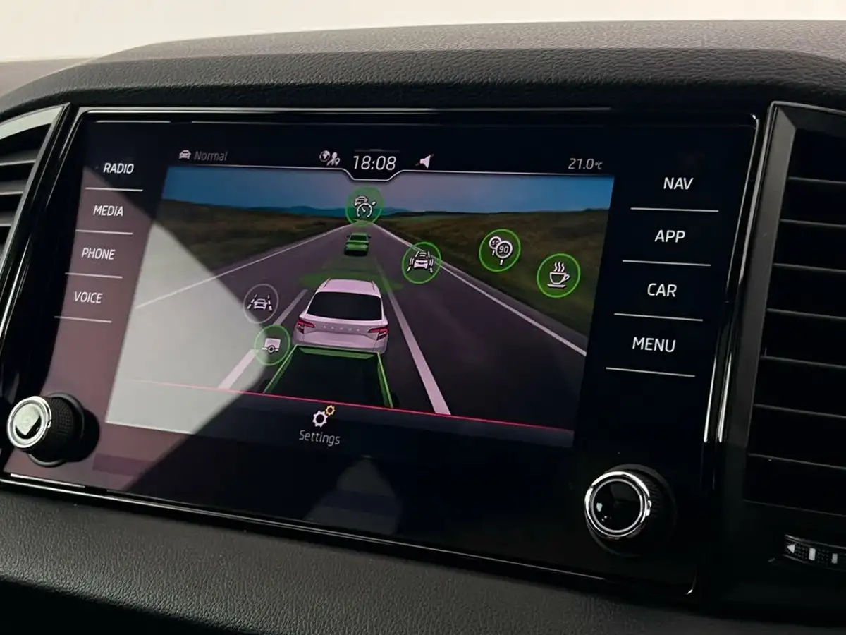 2021-skoda-karoq-15-tsi-sportline-dsg-big-41
